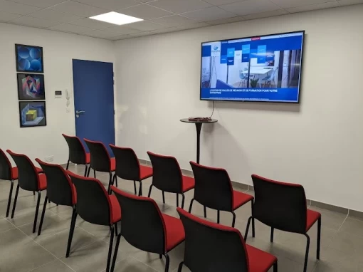 Bureau fermé  idéal pour votre activité professionnelle à Éguilles